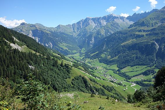 Viele Gemeinden im ländlichen Raum, vor allem im Berg- und Grenzgebiet, profitieren von der Schweizer Regionalpolitk. (Bild: Gero Nischik)